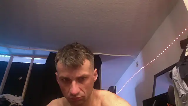 sexyhotstud12 online show from February 2025 11:57:01 PM