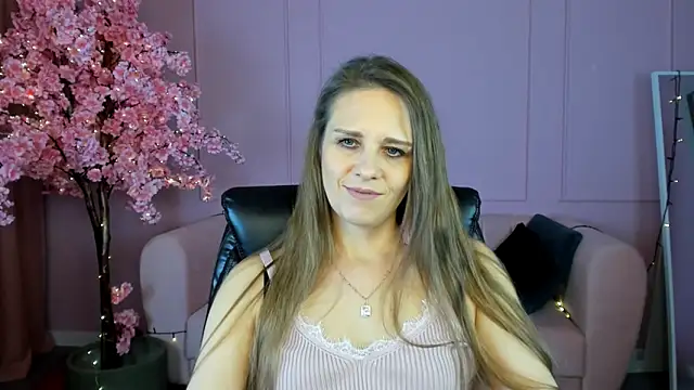 EmiliaBedy online show from February 2025 12:16:01 PM