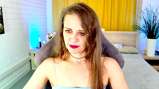Snapshot of EmiliaBedy chatting on July 2026 09:23:01 AM EmiliaBedy online show from July 2026 09:23:01 AM