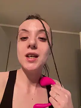 bunnythetailor online show from January 2025 05:49:02 PM