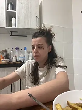 bunnythetailor online show from November 2025 08:57:01 PM