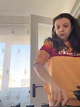 bunnythetailor online show from December 2025 12:21:01 PM