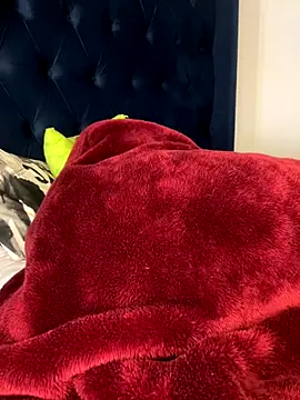 Snapshot of Boneca25 chatting on October 2025 06:37:01 AM Boneca25 online show from October 2025 06:37:01 AM