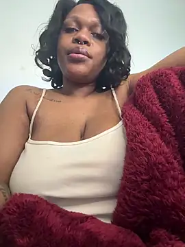 Boneca25 online show from April 2026 09:01:01 AM