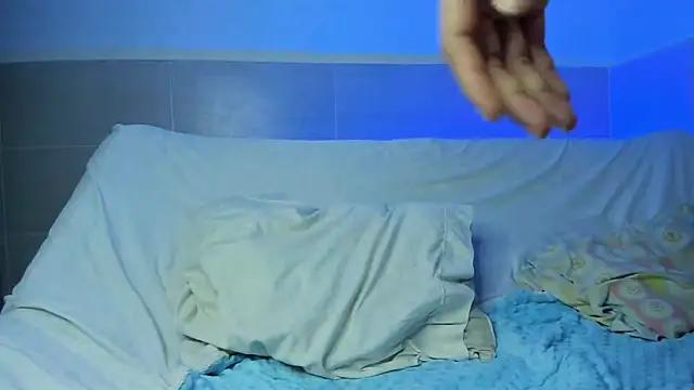 Snapshot of Ximena__1 chatting on March 2025 12:09:02 PM Ximena 1 online show from March 2025 12:09:02 PM