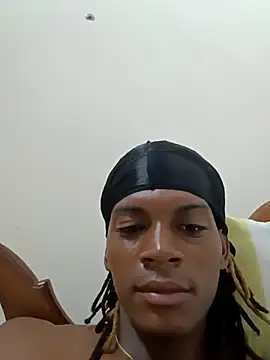 Snapshot of SlykaandpettterX chatting on February 2025 01:34:02 AM SlykaandpettterX online show from February 2025 01:34:02 AM