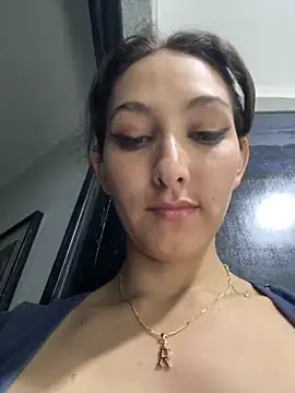 vicky  skinny 1 online show from October 2025 12:28:02 AM