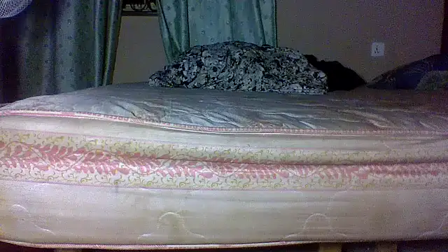 philippiano33 online show from May 2026 12:52:01 AM