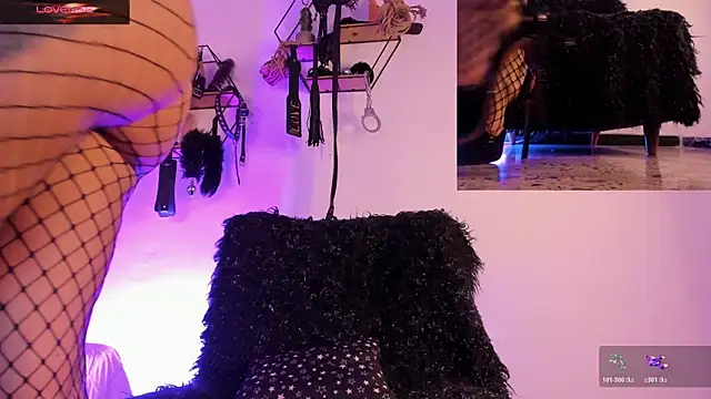 Snapshot of AnaChernova chatting on March 2026 10:43:02 AM AnaChernova online show from March 2026 10:43:02 AM