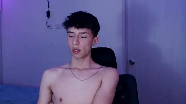 Juanmres online show from March 2026 02:27:02 AM