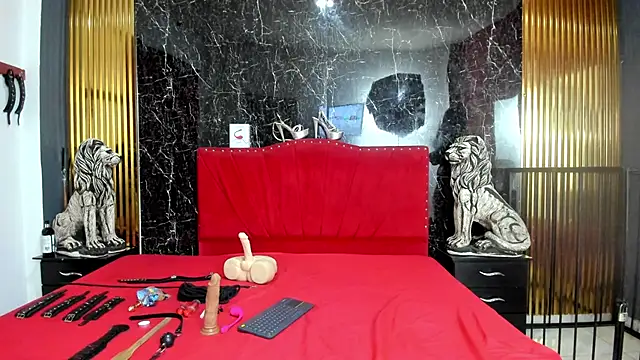  nicolesweet online show from April 2026 07:53:01 PM