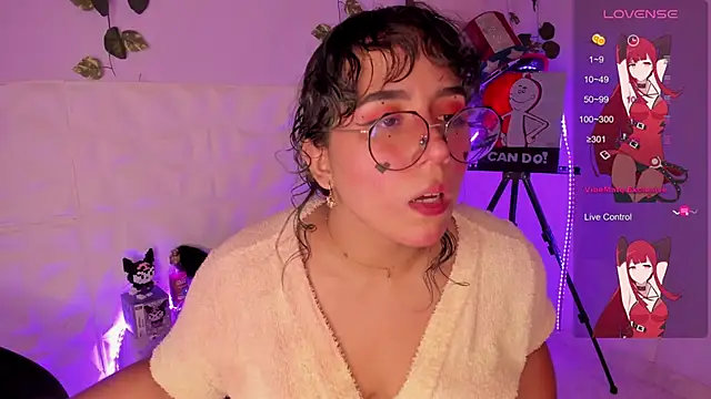 Ludovica6669 online show from February 2025 07:20:02 PM