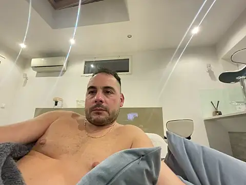 justeqqun online show from November 2025 04:56:01 PM