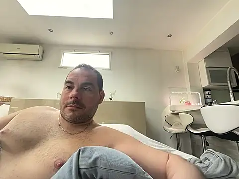 justeqqun online show from March 2026 11:14:01 AM