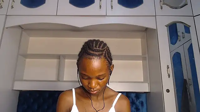 Snapshot of YoungDiva69 chatting on February 2025 03:48:02 PM YoungDiva69 online show from February 2025 03:48:02 PM