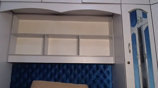 Snapshot of YoungDiva69 chatting on March 2025 09:32:02 AM YoungDiva69 online show from March 2025 09:32:02 AM