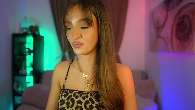 Snapshot of Clara_Nia chatting on October 2025 06:16:01 PM Clara Nia online show from October 2025 06:16:01 PM