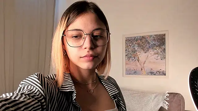 DarelleFare online show from January 2025 03:36:02 PM