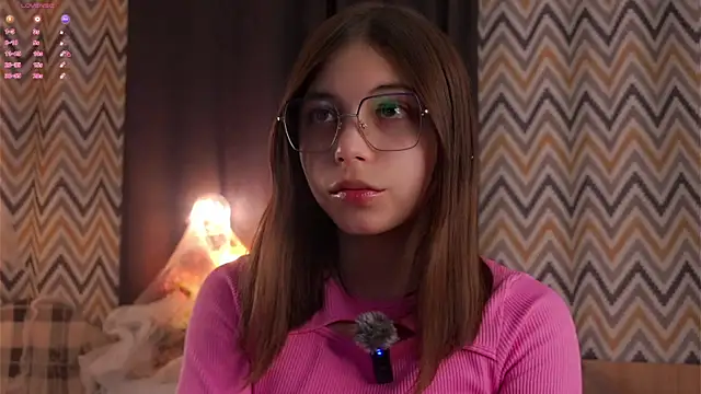 DarelleFare online show from November 2025 11:12:01 AM