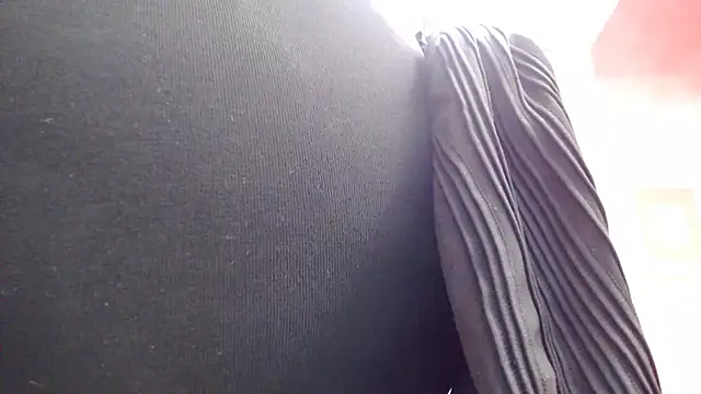 Snapshot of Wetandnaughtyxx chatting on October 2025 10:02:01 AM Wetandnaughtyxx online show from October 2025 10:02:01 AM