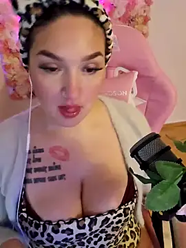 Snapshot of Jinyxx3 chatting on February 2025 12:43:02 PM Jinyxx3 online show from February 2025 12:43:02 PM