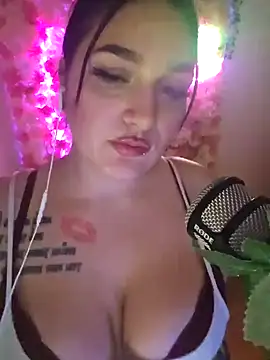 Snapshot of Jinyxx3 chatting on February 2025 03:02:02 AM Jinyxx3 online show from February 2025 03:02:02 AM