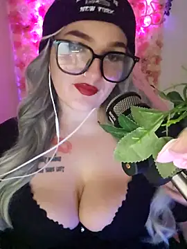 Snapshot of Jinyxx3 chatting on March 2025 09:43:01 AM Jinyxx3 online show from March 2025 09:43:01 AM