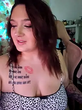 Snapshot of Jinyxx3 chatting on October 2025 07:18:01 AM Jinyxx3 online show from October 2025 07:18:01 AM