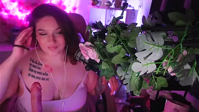 Snapshot of Jinyxx3 chatting on November 2025 04:15:02 AM Jinyxx3 online show from November 2025 04:15:02 AM