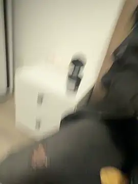 Robexxmia online show from April 2026 10:36:01 PM