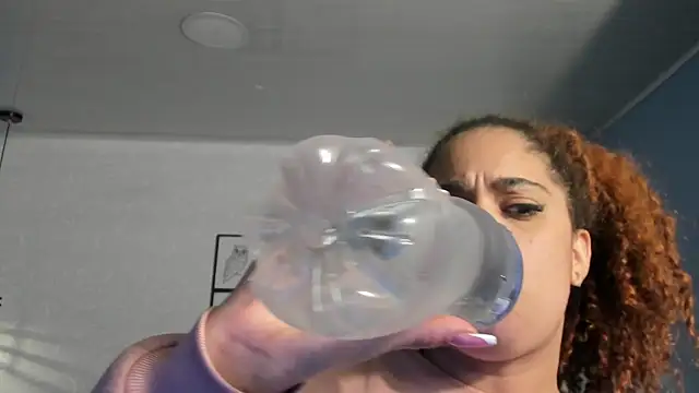 ninna curly online show from June 2026 03:22:02 AM