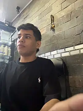 Santiago-Thompson online show from November 2025 10:26:02 PM