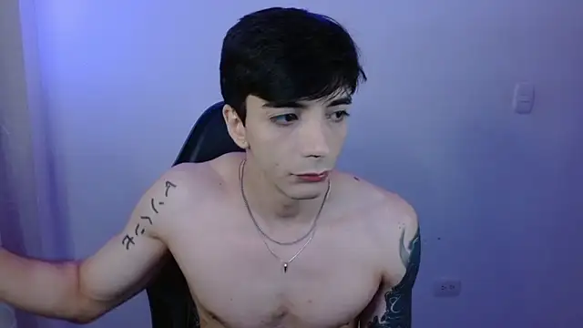 H3ll B0I online show from March 2026 07:47:02 AM