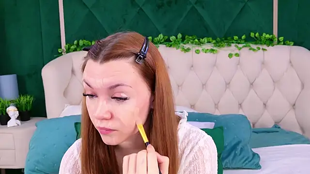 Ariadna Holder online show from March 2025 06:15:02 AM