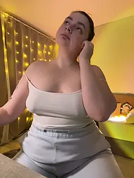 DearAlise online show from February 2025 08:20:02 PM