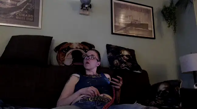 Astrid-Gilbert online show from March 2025 06:11:01 PM