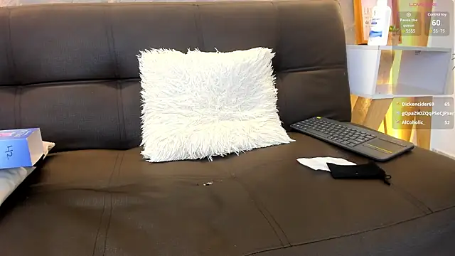 Snapshot of Shanntal_ chatting on March 2025 11:05:02 PM Shanntal online show from March 2025 11:05:02 PM