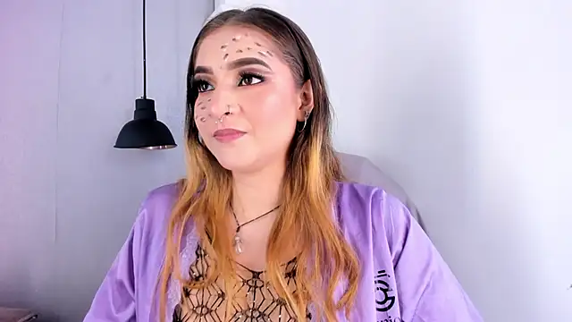 Snapshot of Shanntal_ chatting on October 2025 07:42:02 PM Shanntal online show from October 2025 07:42:02 PM