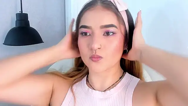 Snapshot of Shanntal_ chatting on October 2025 07:45:01 PM Shanntal online show from October 2025 07:45:01 PM