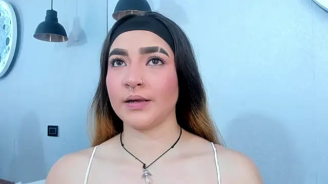 Snapshot of Shanntal_ chatting on October 2025 07:14:01 PM Shanntal online show from October 2025 07:14:01 PM