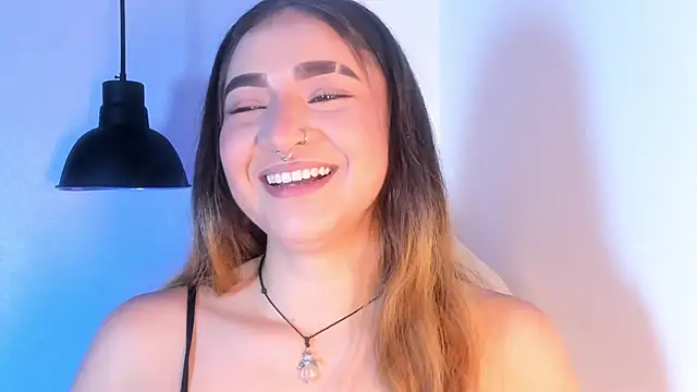 Snapshot of Shanntal_ chatting on November 2025 08:00:01 PM Shanntal online show from November 2025 08:00:01 PM