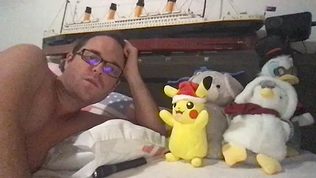 Funnyjul31 online show from November 2025 06:48:02 PM