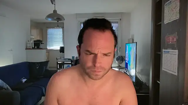 Funnyjul31 online show from November 2025 12:59:01 PM