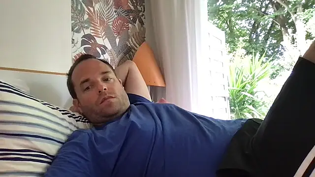 Snapshot of Funnyjul31 chatting on June 2026 03:47:01 PM Funnyjul31 online show from June 2026 03:47:01 PM