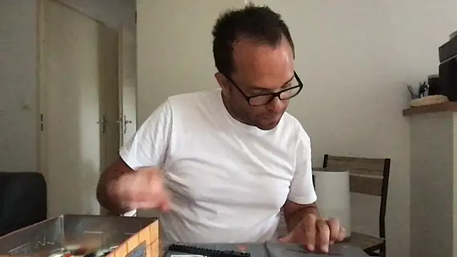 Snapshot of Funnyjul31 chatting on June 2026 03:23:01 PM Funnyjul31 online show from June 2026 03:23:01 PM
