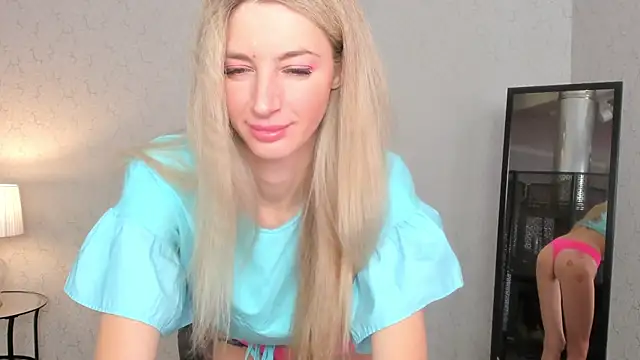 Snapshot of skinnyladyy chatting on February 2025 02:20:01 AM skinnyladyy online show from February 2025 02:20:01 AM