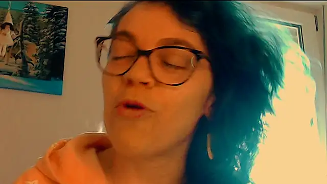 Ju-Hot online show from March 2026 02:46:02 PM