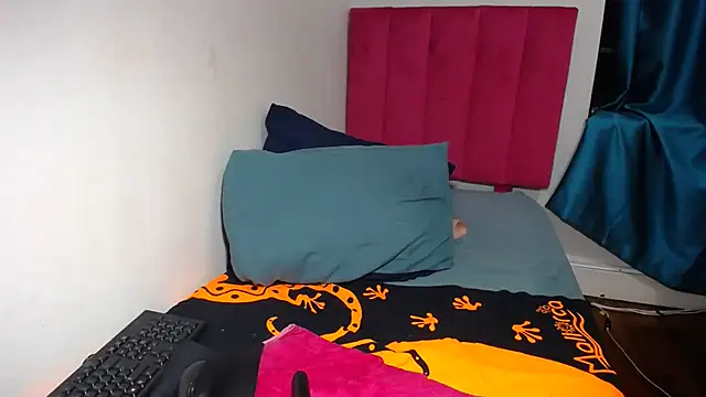 Mywife777 online show from March 2025 02:15:02 AM