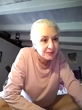 divinaerotica online show from February 2026 01:51:02 PM