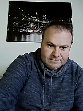 Snapshot of Pourleplasirs chatting on November 2025 09:25:02 PM Pourleplasirs online show from November 2025 09:25:02 PM